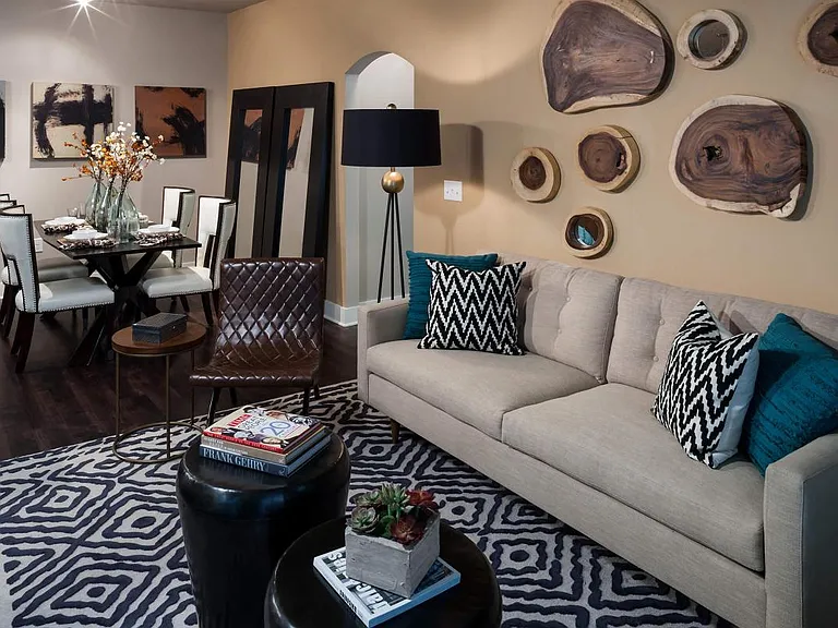 SPACIOUS FLOOR PLANS