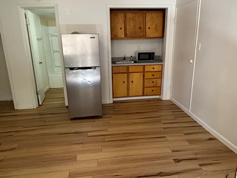 322 S Waco St #1 — Photo 3