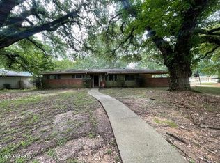 4612 Kelton Dr, Jackson, MS 39211