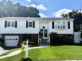 20 Selma St #B, Cranston, RI 02920