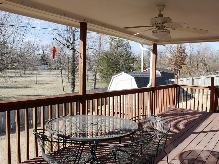 2736 Jean St — Photo 12
