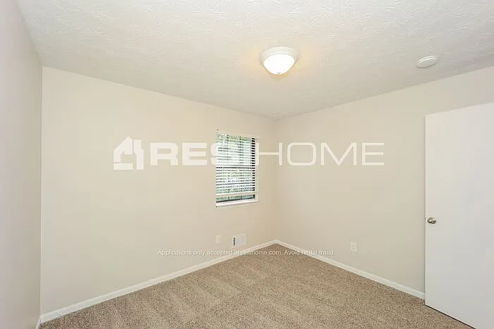 6926 Apache Ln — Photo 12