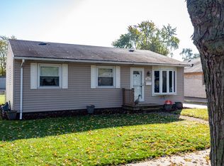 3431 Carpenter St, Steger, IL 60475