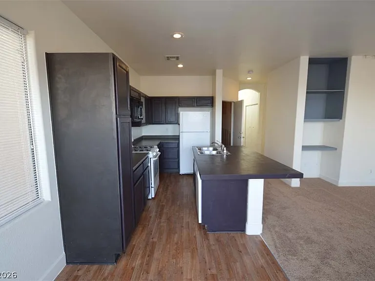 6670 Tulip Falls Dr #0 — Photo 5