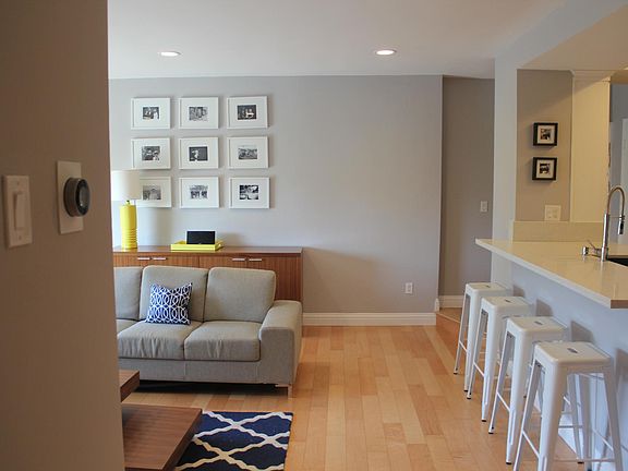 4th image of 11820 Mayfield Ave APT 208