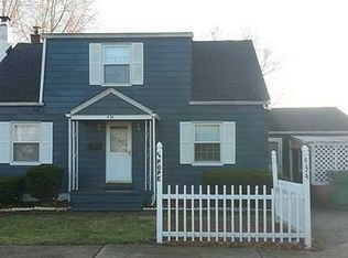 434 Sharon New Castle Rd, Farrell, PA 16121