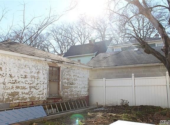 4th image of 107-12 134th St