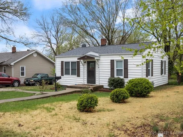 307 N Chestnut St, Eldon, MO 65026