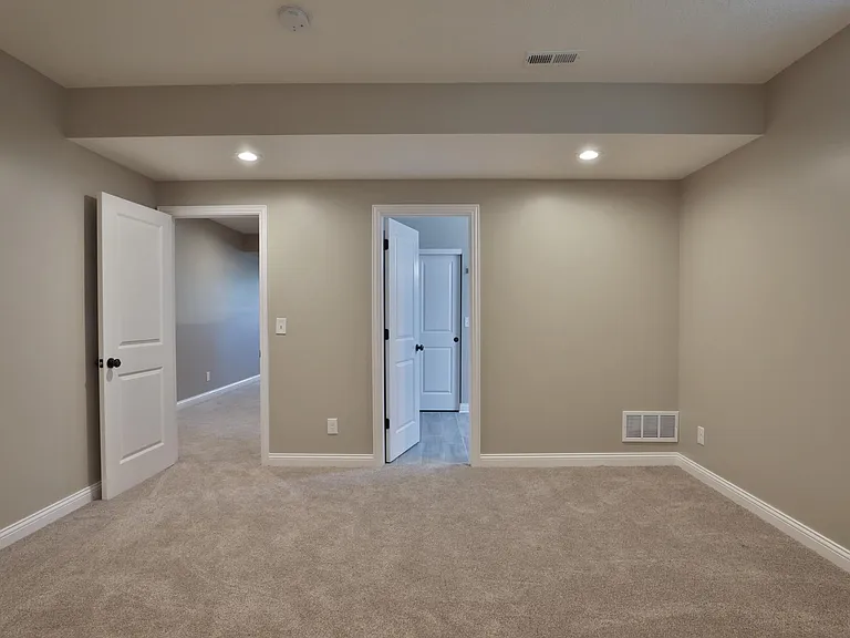 1412 Leesland Dr — Photo 53