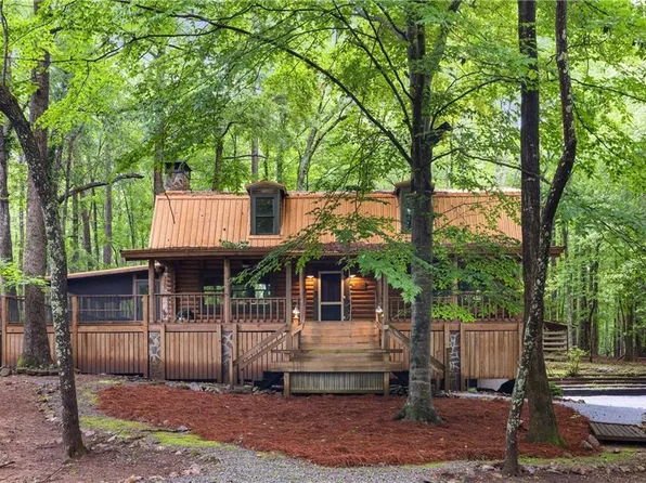61 Lake Coweta Trl, Newnan, GA 30263