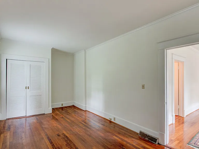9 Shorter Cir SW — Photo 14