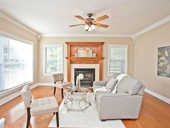 5th image of 589 Whitcliff Dr