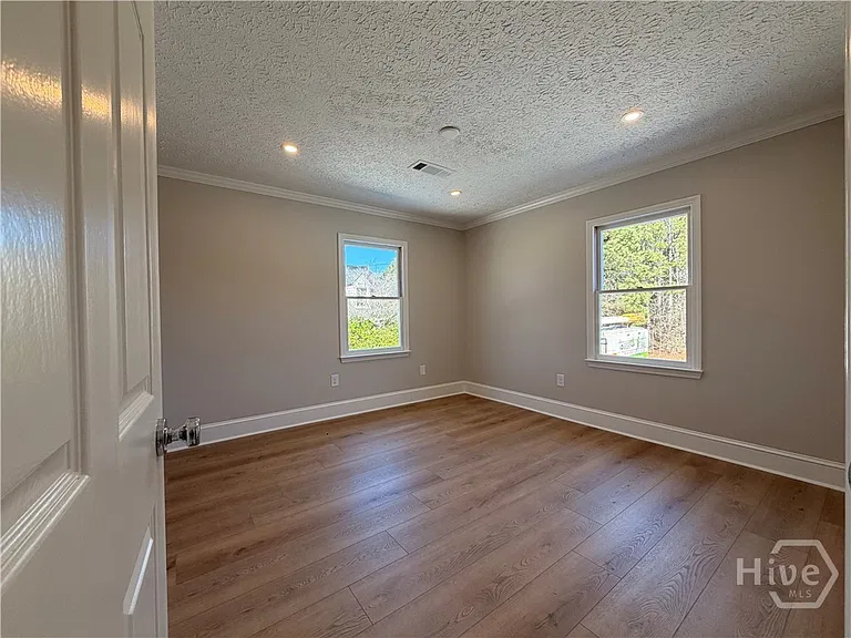 1165 Cedar Shoals Dr #B — Photo 6