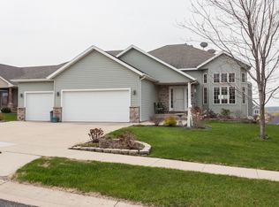 6280 Shetland Dr NW, Rochester, MN 55901