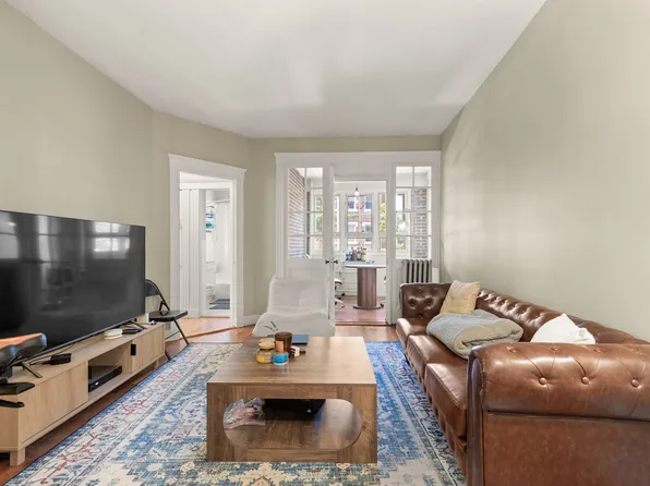 90 Bynner St APT 4, Jamaica Plain, MA 02130