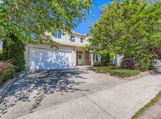 18271 Davis St, Sandy, OR 97055