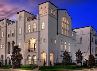 2725 Kennedy St, Houston, TX 77003