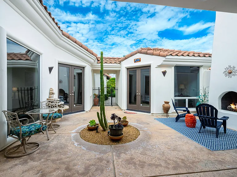 79215 Mandarina — Photo 10