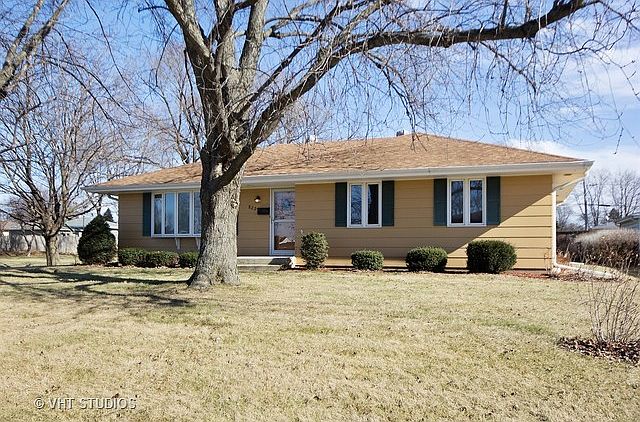 1st image of 822 Rooney Dr