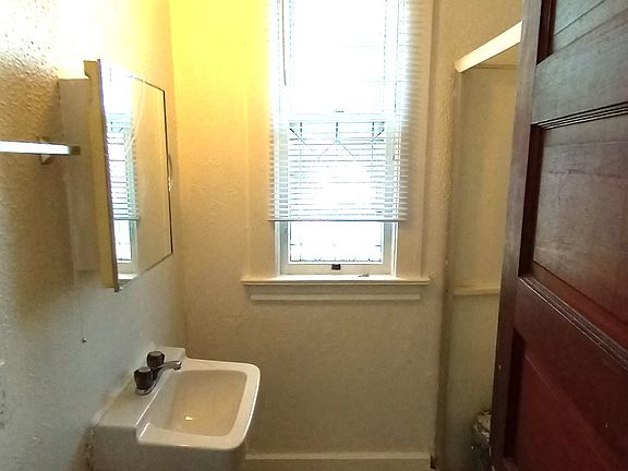 3rd image of 1991 Marshall Ave #3