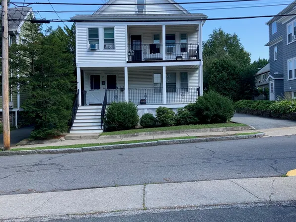 34 School St, Arlington, MA