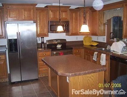 Kitchen with island