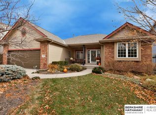 1941 S 197th St, Omaha, NE 68130