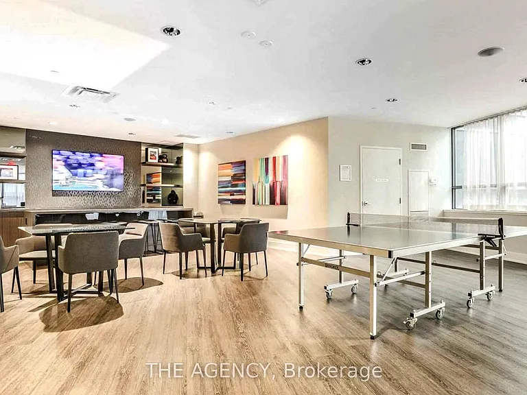 10 Park Lawn Rd #LPH09 — Photo 24