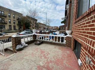 353 Midwood St #1GR, Brooklyn, NY 11225
