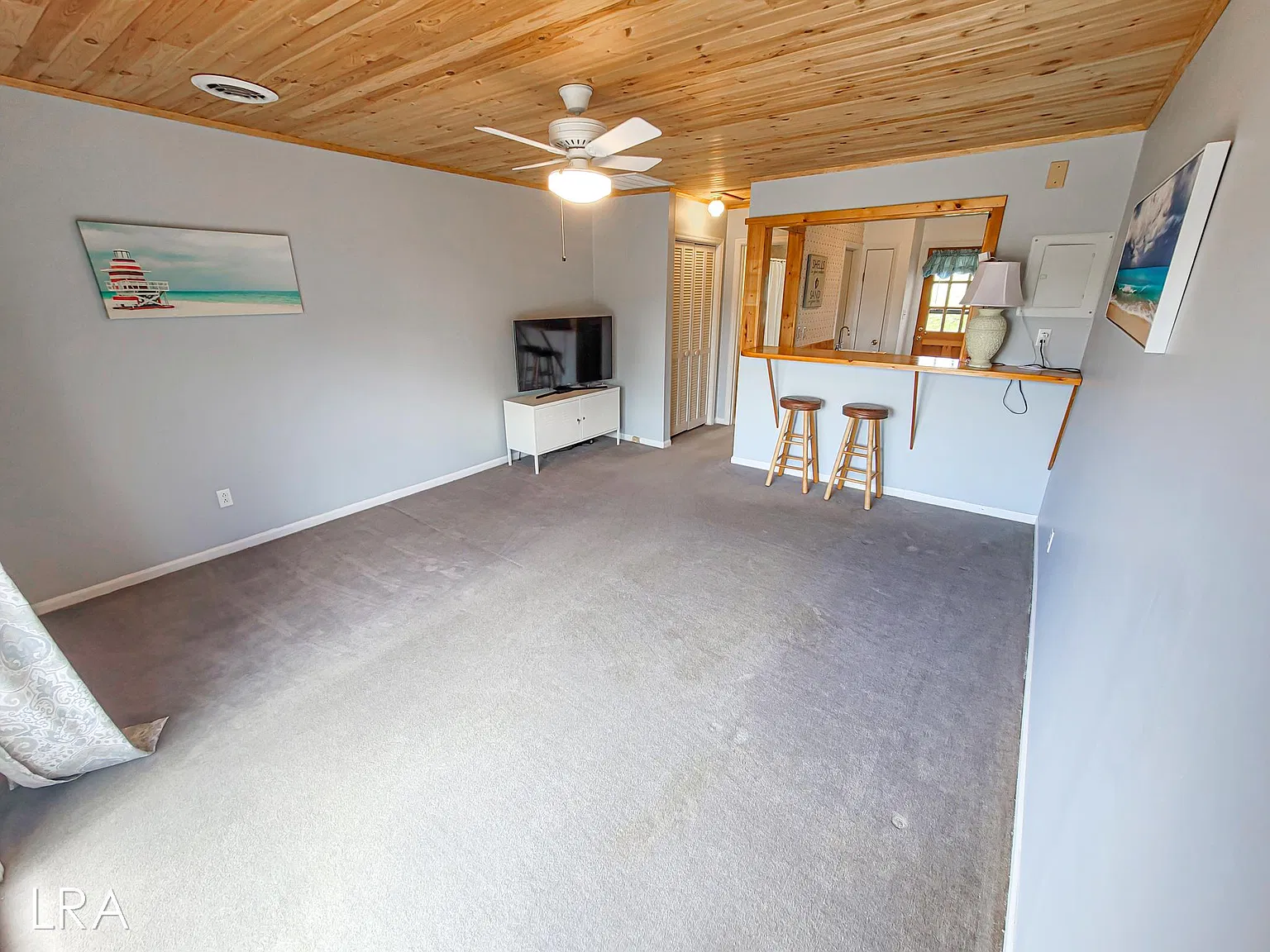 Studio, 392 sqft, $1,300 — Photo 2