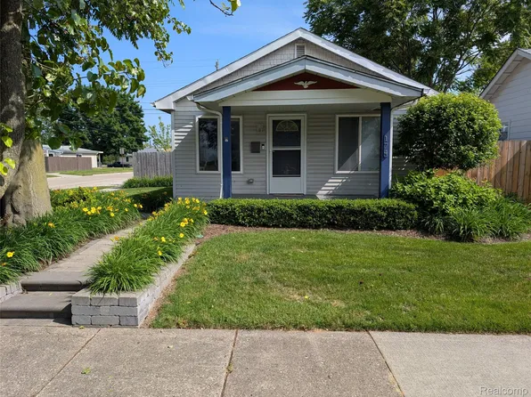 174 W Brickley Ave, Hazel Park, MI 48030