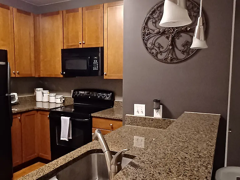 630 Calvert St #207 — Photo 16