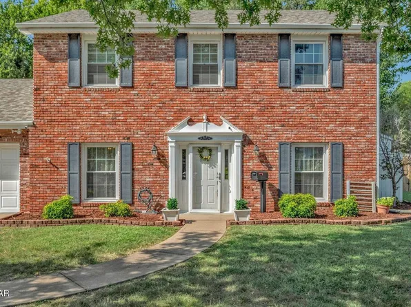 2101 Carolina Pl, Joplin, MO 64801