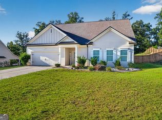 358 Mulberry Rd, Winder, GA 30680