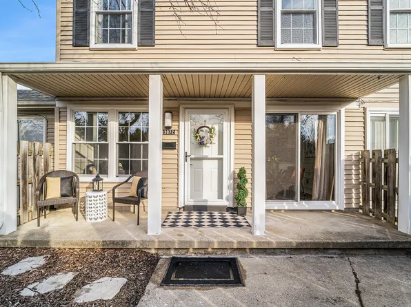 3072 Roundtree Blvd, Ypsilanti, MI 48197