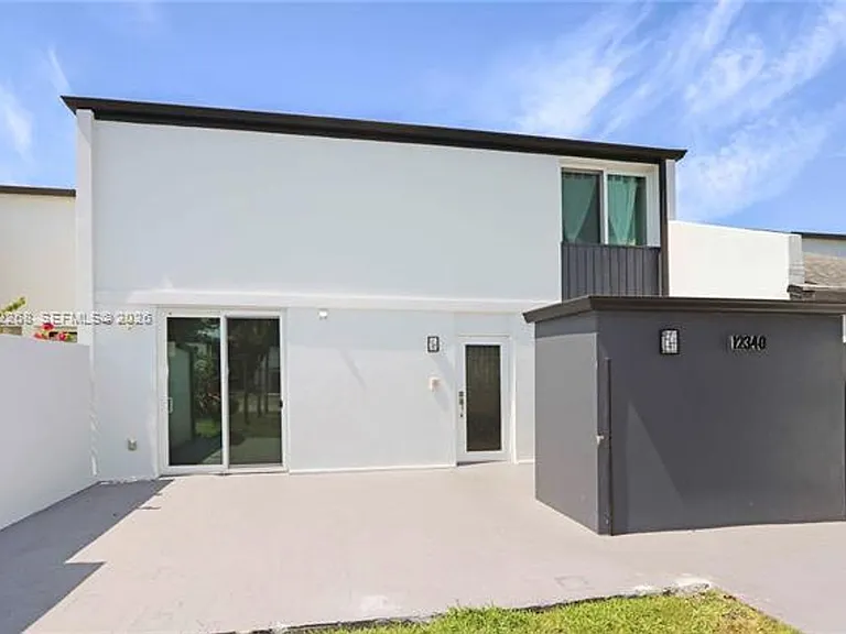 12340 SW 20th Ter #Townhouse 12340 — Photo 25