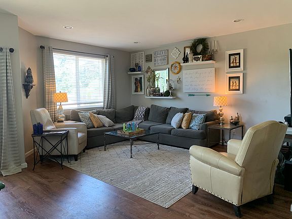 4th image of 20203 71st St E #B