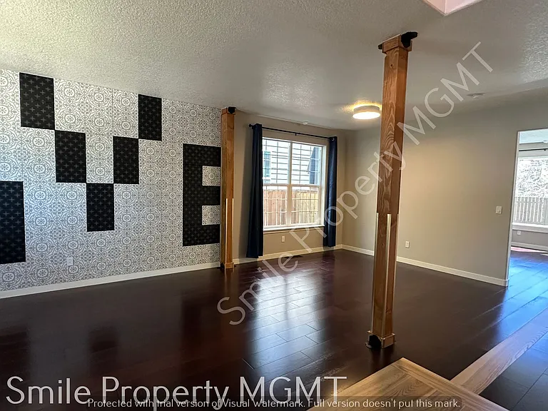 4524 SE Oakhurst St — Photo 6