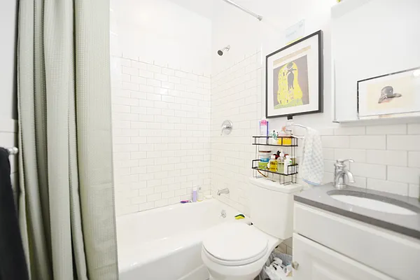 Rented by Corcoran | media 27