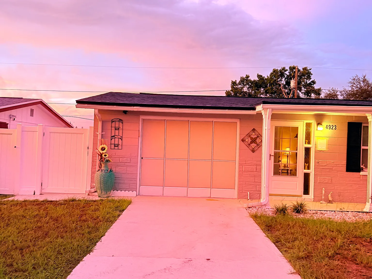 4923 Genesis Ave — Photo 4