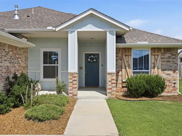 1730 Huntington Ct, Newcastle, OK 73065