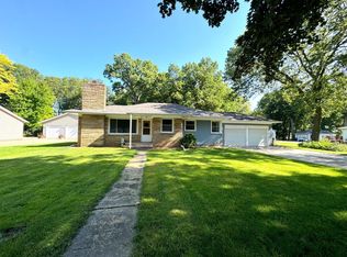 221 Woodlawn Ave, Lake Lillian, MN 56253