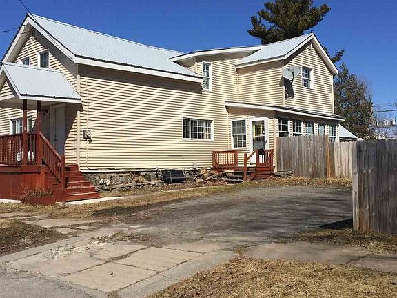3rd image of 410 Clark St