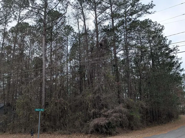 841 Chisholm Trl, Macon, GA 31220