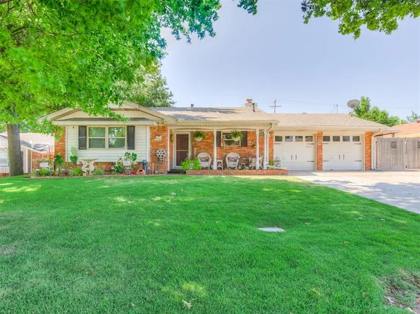 202 Cherrywood Dr, Midwest City, OK 73110