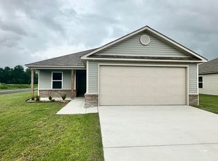 32 Candlelight Dr, Conway, AR 72032