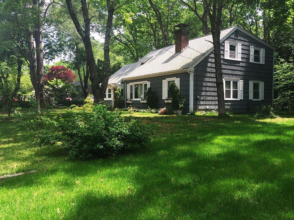 House front - right