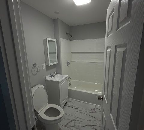 4th image of 7 Malden St #2R