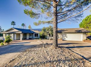 571 Anderson Rd, Alpine, CA 91901
