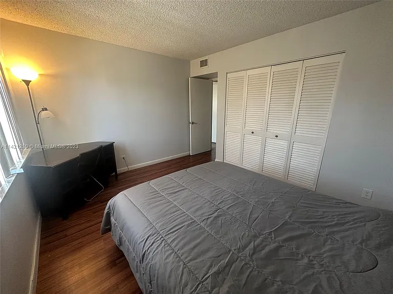 401 Golden Isles Dr #603 — Photo 14